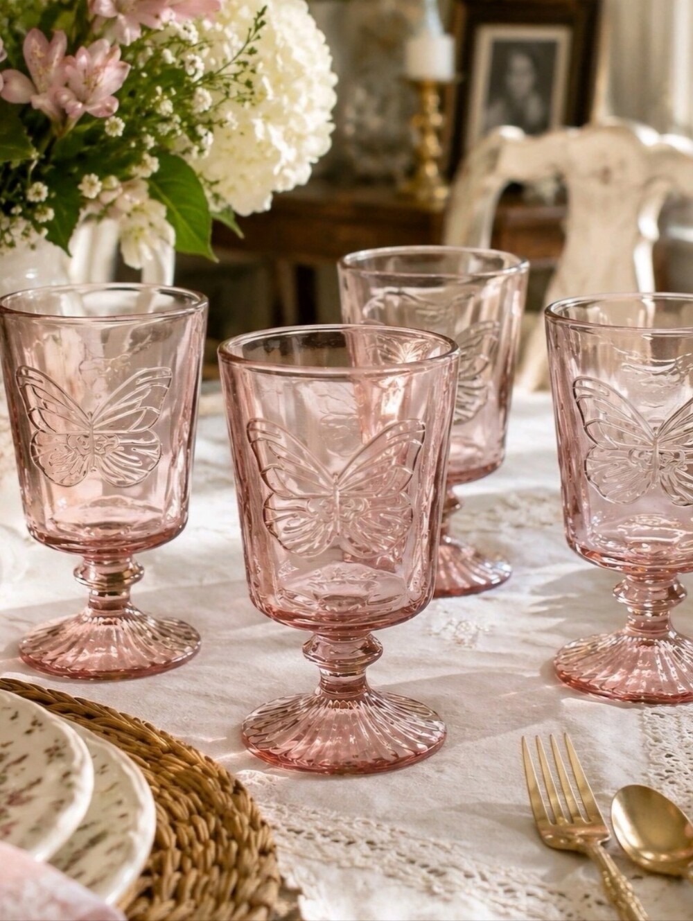 Dolly Parton Set Of 4 Pink Butterfly 12oz Goblet Gasses
